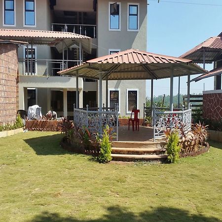 Oyo 11898 Hotel Vhyomaan Mahābaleshwar Dış mekan fotoğraf